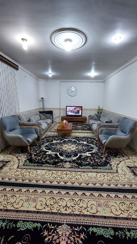مبل مدرن کامفورد هشت نفره تختخوابشو طوسی رنگ